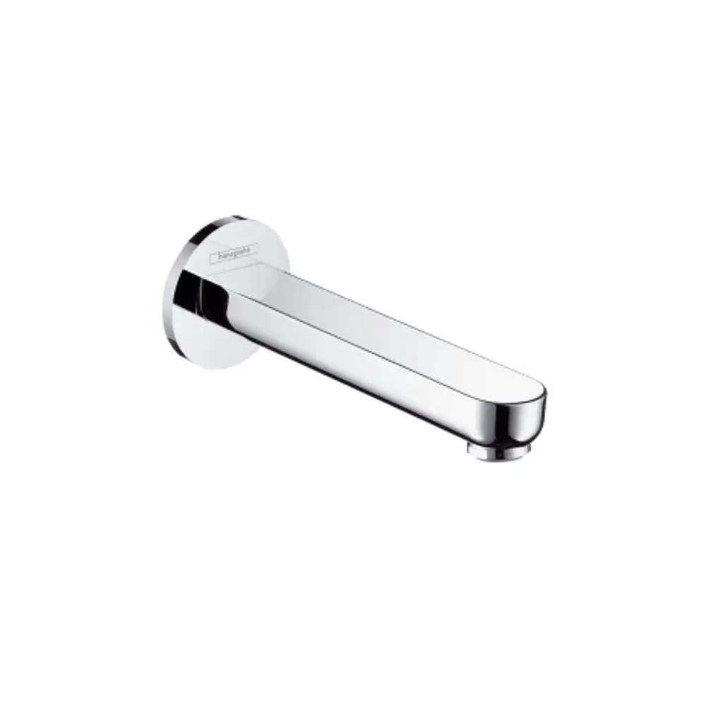 Chromener Wanneneinlauf von Hansgrohe mit rechteckigem Auslauf und flacher, schmaler Form, an einer Wand montiert.